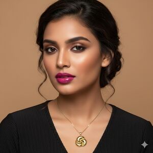 Elegant Gold Swirl Pendant Necklace